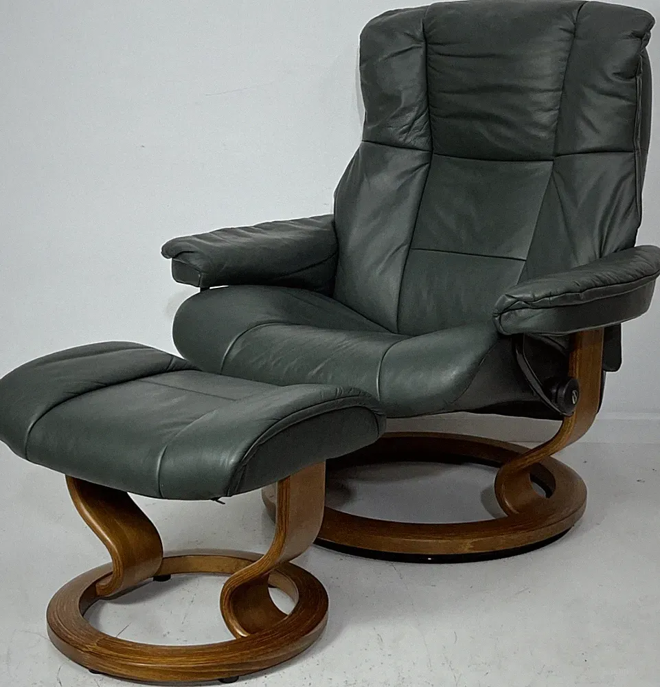 Ekornes Stressless Large MAYFAIR Green Leather Swivel Recliner Chair & Ottoman