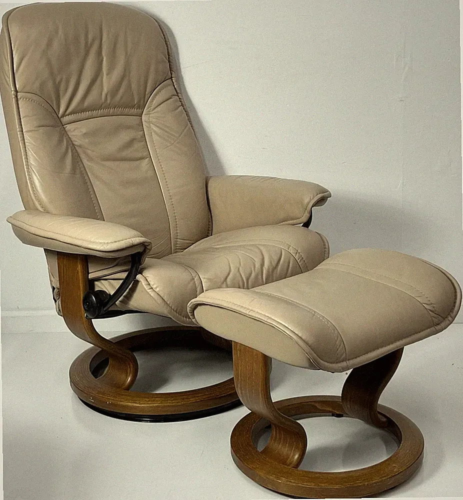 Teak Wood Swivel