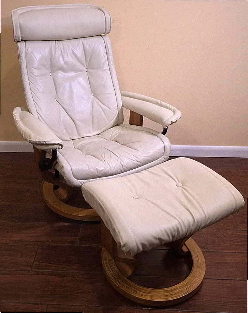 Ekornes Stressless Medium "Prince" Cream Leather Recliner Chair & Ottoman